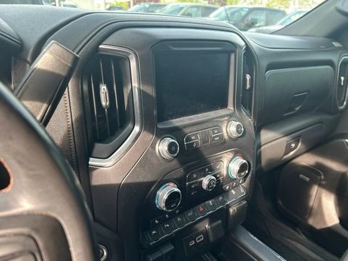 Used 2019 GMC Sierra 1500 AT4 w/ AT4 Premium Package AWD/4WD image 12