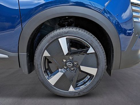 New 2026 Nissan Kicks SR w/ Cold Weather Package image 9