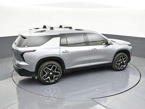 New 2025 Chevrolet Traverse High Country FWD image 61