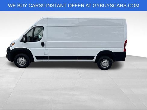 Used 2025 RAM ProMaster 2500 w/ Convenience Group FWD image 3