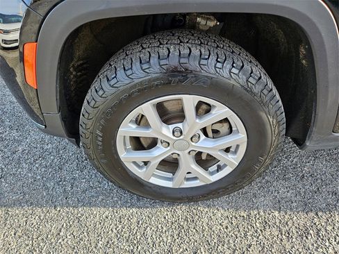 Used 2021 Jeep Grand Cherokee L Limited image 26