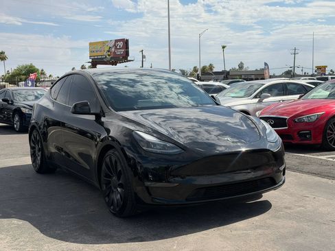 Used 2022 Tesla Model Y Performance AWD/4WD image 14