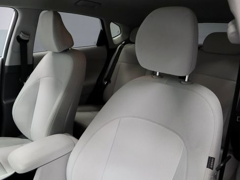 Used 2025 Hyundai Kona SEL FWD image 25