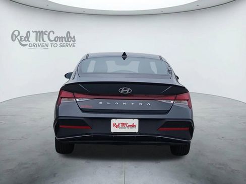 New 2026 Hyundai Elantra Sport FWD image 4