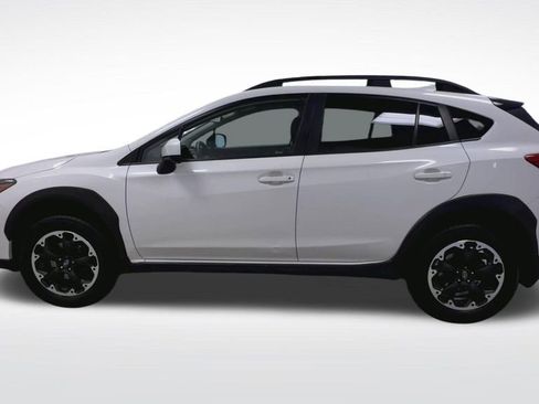 Used 2021 Subaru Crosstrek 2.0i Premium image 5