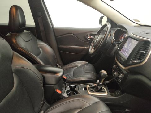 Used 2014 Jeep Cherokee Limited FWD image 21