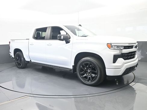 Used 2023 Chevrolet Silverado 1500 RST w/ Convenience Package II AWD/4WD image 8