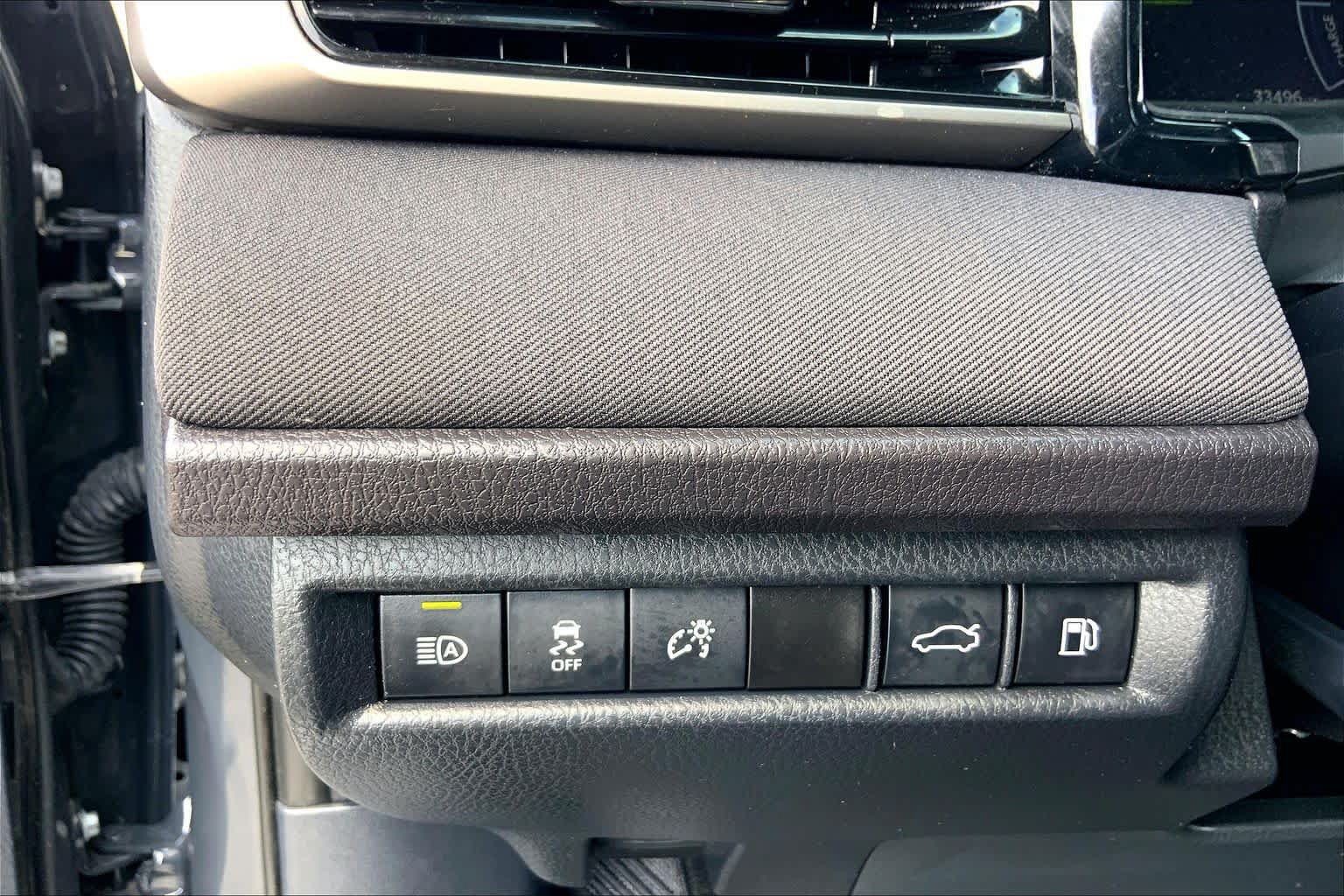 Used 2026 Toyota Camry LE FWD image 33