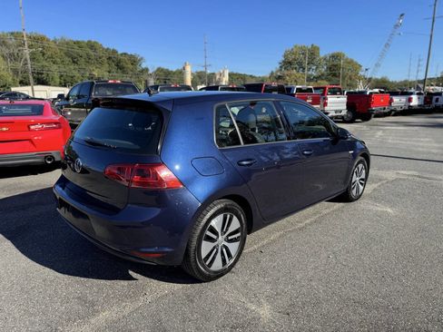 Used 2016 Volkswagen e-Golf SE image 21