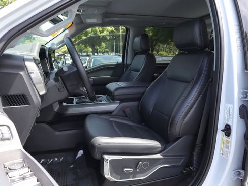 Used 2021 Ford F150 Lariat w/ Equipment Group 502A High AWD/4WD image 9