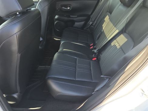 Certified 2025 Honda HR-V EX-L image 16