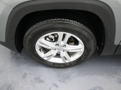 Certified 2024 GMC Terrain SLE image 8