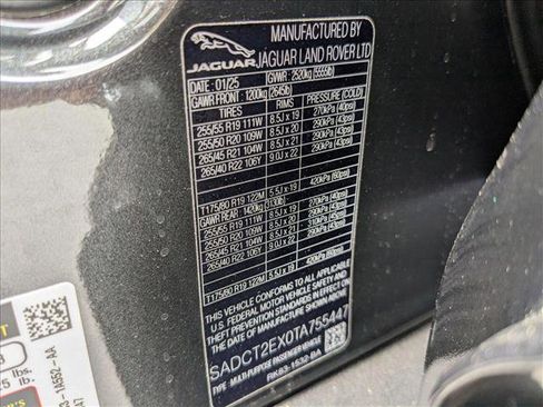 New 2026 Jaguar F-PACE R-Dynamic S image 17