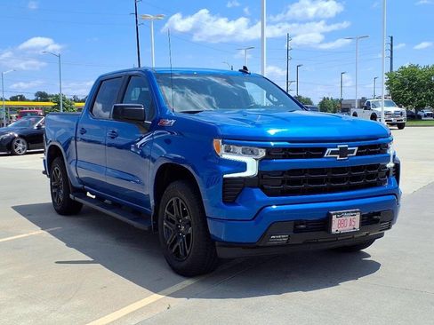 Used 2023 Chevrolet Silverado 1500 RST w/ Z71 Off-Road Package image 7