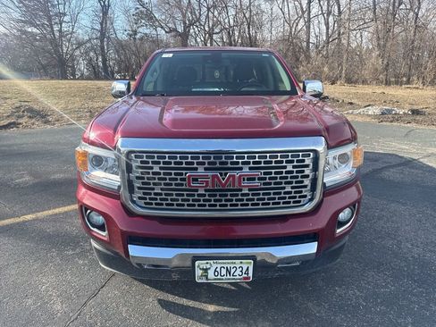Used 2017 GMC Canyon Denali image 10