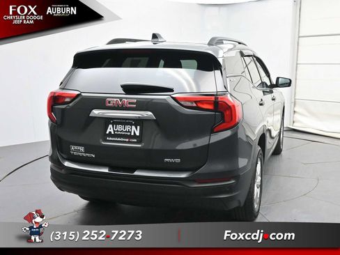 Used 2020 GMC Terrain SLE w/ Driver Convenience Package AWD/4WD image 4