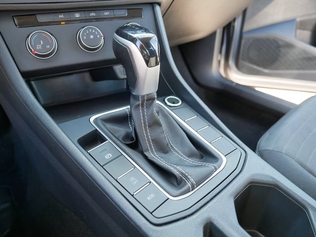 Certified 2024 Volkswagen Jetta S FWD image 27