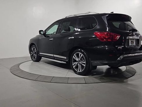 Used 2019 Nissan Pathfinder Platinum AWD/4WD image 3