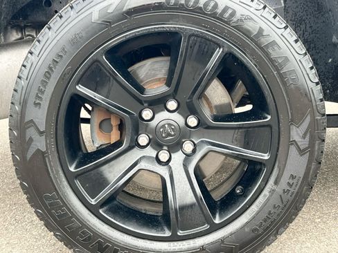 Used 2020 RAM 1500 Big Horn AWD/4WD image 14
