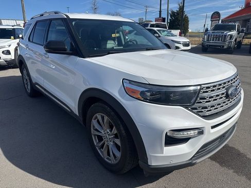 Used 2021 Ford Explorer Limited w/ Equipment Group 301A image 5