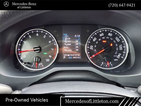 Used 2020 Toyota RAV4 XLE w/ All Weather Liner Package FWD image 16