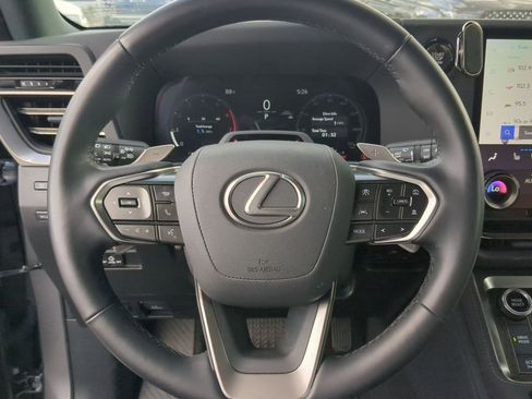 Used 2025 Lexus GX 550 w/ Accessory Package (Z1) image 13