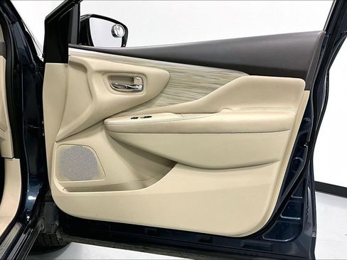 Used 2016 Nissan Murano S image 21