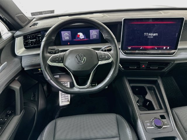 Certified 2026 Volkswagen Tiguan SE R-Line FWD image 22