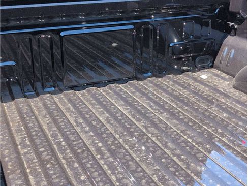 New 2025 Ford F150 Lariat w/ Equipment Group 501A Mid image 17