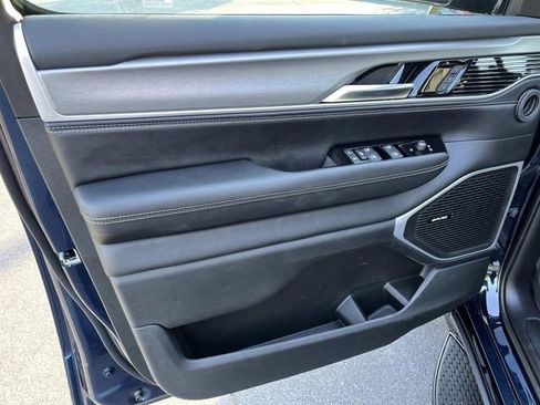 New 2026 Jeep Grand Wagoneer 4WD image 22