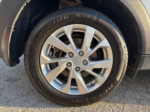 Used 2021 Hyundai Tucson Value AWD/4WD image 23