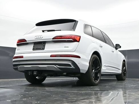 Used 2023 Audi Q7 3.0T Prestige w/ Prestige Package AWD/4WD image 35