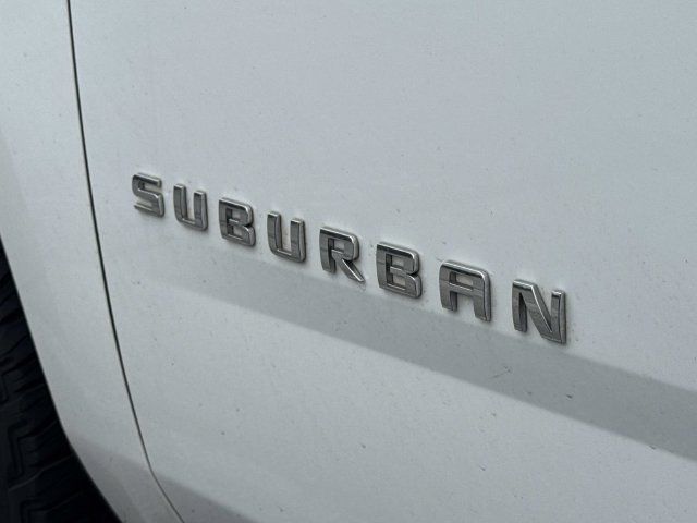 Used 2019 Chevrolet Suburban LT AWD/4WD image 7