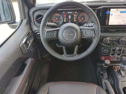 New 2025 Jeep Wrangler Unlimited Rubicon image 15