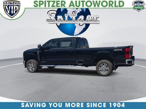 Used 2024 Ford F250 Lariat AWD/4WD image 2