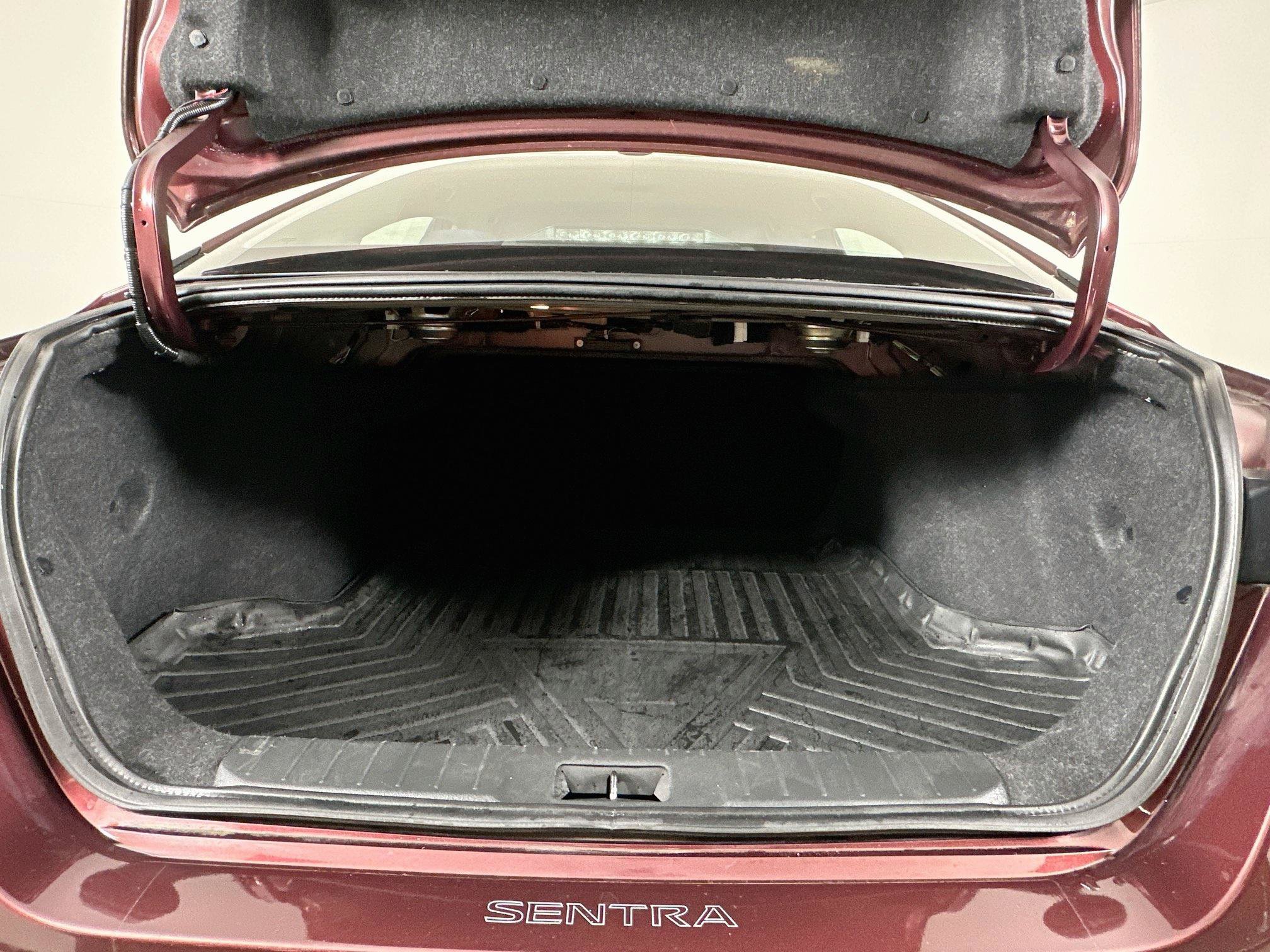 Used 2022 Nissan Sentra SV w/ All-Weather Package FWD image 27
