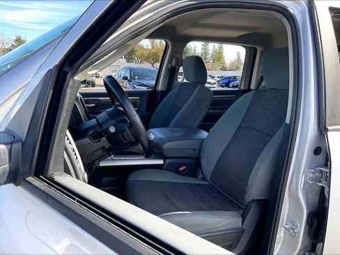 Used 2015 RAM 1500 Big Horn image 26