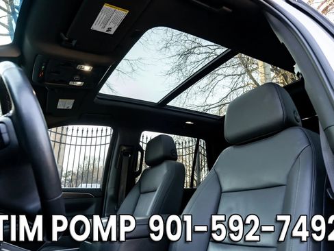 Used 2022 Chevrolet Tahoe LT w/ Luxury Package image 12