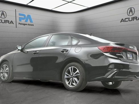 Used 2023 Kia Forte LXS image 24