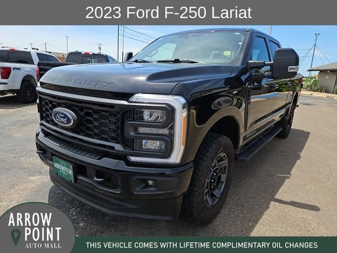 Used 2023 Ford F250 Lariat w/ Sport Appearance Package AWD/4WD image 4