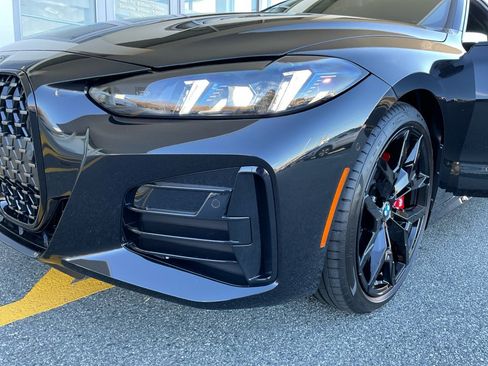 Used 2026 BMW 430i Coupe w/ M Sport Package RWD image 25