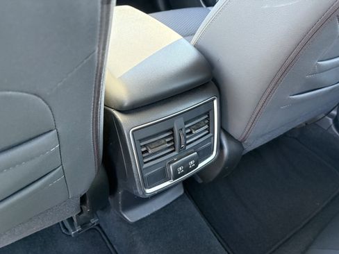 Certified 2023 Subaru Forester Premium image 32