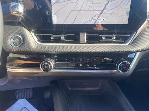 New 2026 Chevrolet Equinox LT w/ LPO, Floor Liner Package image 26