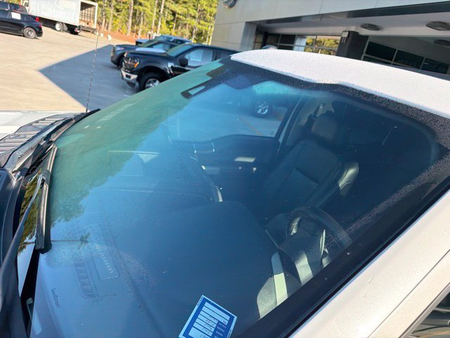 Used 2016 Ford F150 Lariat w/ Equipment Group 502A Luxury AWD/4WD image 40
