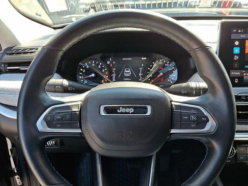 Certified 2022 Jeep Compass Latitude w/ Sun and Sound Group AWD/4WD image 20