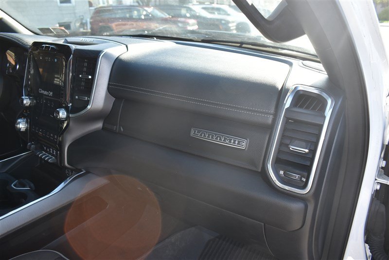 Used 2023 RAM 1500 Laramie AWD/4WD image 31