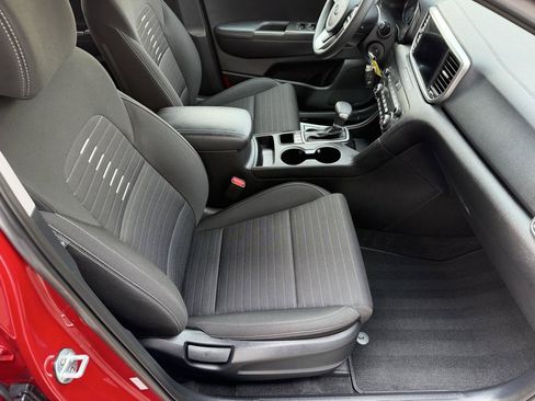 Used 2020 Kia Sportage LX w/ LX Popular Package AWD/4WD image 10