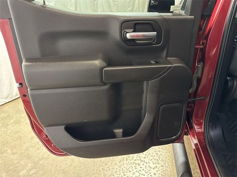 Used 2019 Chevrolet Silverado 1500 Custom w/ Custom Value Package image 21