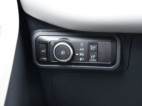 Used 2026 Ford Explorer Active w/ Active Comfort Package image 30