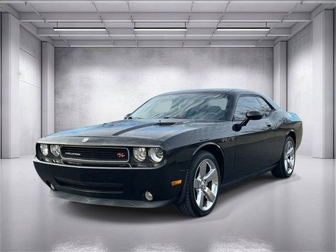Used 2010 Dodge Challenger R/T image 7